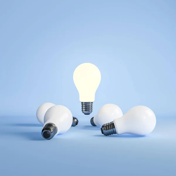 Glödande Glödlampa Bland Annat Ljusblå Bakgrund Begreppet Ledarskap Och Kreativitet — Stockfoto
