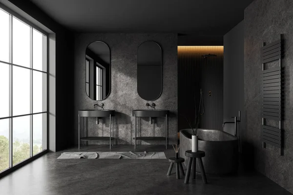 黑暗的酒店浴室内部与双水池和浴缸 全景窗口在农村 带有简约设计和时尚装饰的浴池空间 3D渲染 — 图库照片