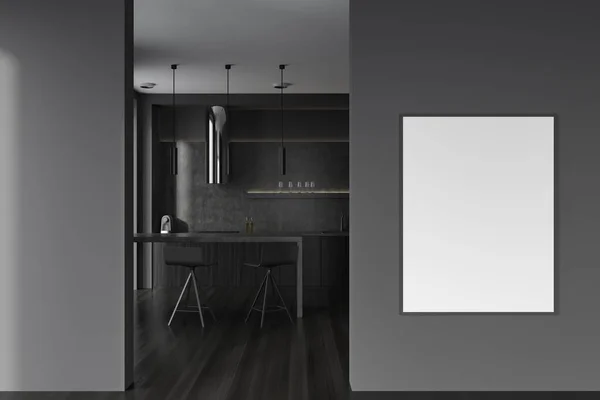 Interior Cozinha Escura Com Cadeiras Bar Mesa Chão Madeira Utensílios — Fotografia de Stock