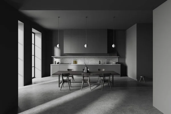 Σκούρο Εσωτερικό Σπίτι Κουζίνα Τραπέζι Και Καρέκλες Μαγειρικά Σκεύη Και — Φωτογραφία Αρχείου