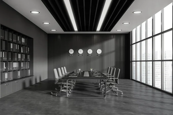 Interior Elegante Sala Reuniões Com Paredes Cinza Madeira Piso Concreto — Fotografia de Stock