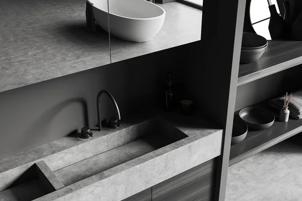 带有水池和镜子的黑暗浴室内部的顶部视图 带有浴室配件和简约艺术装饰的架子 灰色混凝土地板 3D渲染 — 图库照片