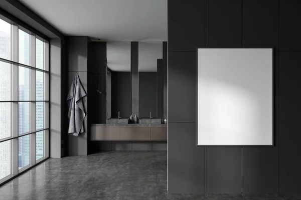 Interior Escuro Banheiro Hotel Com Pia Dupla Acessórios Piso Concreto — Fotografia de Stock