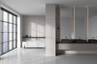 İçi üçlü lavabo ve aynalarla dolu beyaz banyo, otel banyo aksesuarlarıyla dolu küvet. Singapur şehir manzarasında panoramik pencere. 3B görüntüleme