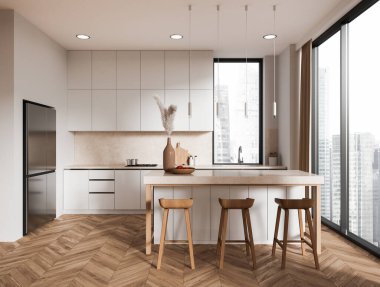 Bar adası ve taburesi olan lüks bir ev mutfağı. Buzdolabı ve süslemeli gizli raflar. Gökdelenlerde panoramik pencereli yemek ve yemek odası. 3B görüntüleme