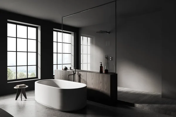 Interior Banheiro Casa Escura Com Banheira Chuveiro Divisória Vidro Com — Fotografia de Stock