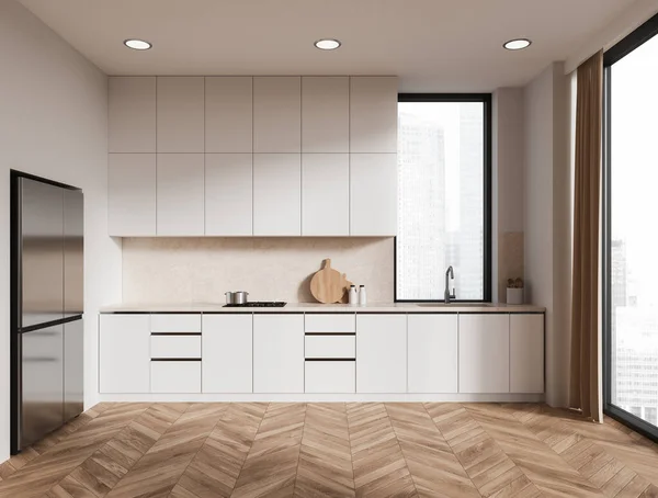 现代化厨房的内部 有白色的墙壁 木制的地板 白色的橱柜和装有水池 炊具和大冰箱的橱柜 3D渲染 — 图库照片