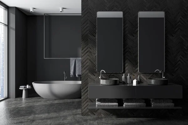 Interior Banheiro Escuro Com Pia Dupla Com Espelhos Banheira Com — Fotografia de Stock