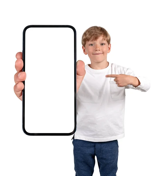 Băiat Copil Zâmbind Degetul Îndreptat Spre Smartphone Batjocură Sus Ecran — Fotografie, imagine de stoc