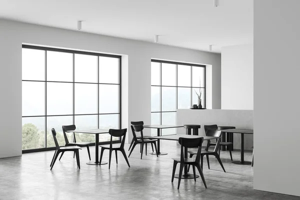 Vista Esquina Interior Moderno Café Brillante Con Cuatro Mesas Con — Foto de Stock
