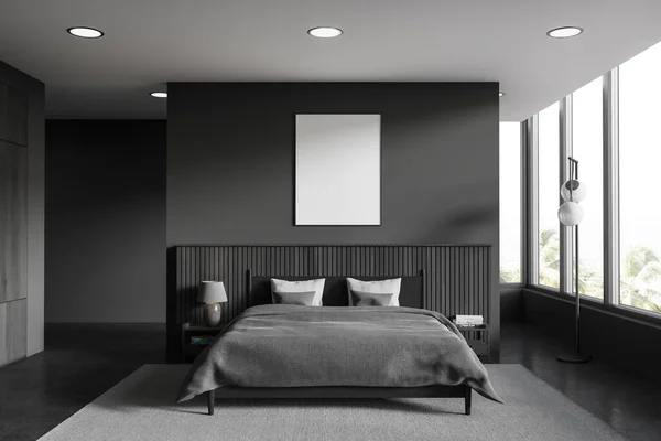 Dunkles Hotelschlafzimmer Mit Bett Und Dekoration Teppich Auf Grauem Betonboden — Stockfoto