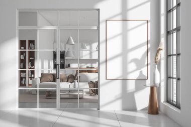 Parlak stüdyo odasının önü boş beyaz poster, panoramik pencere, kanepe, kitaplı raflar, cam kapı, kahve masası, vazo. Minimalist tasarım kavramı. Model yap. 3d oluşturma
