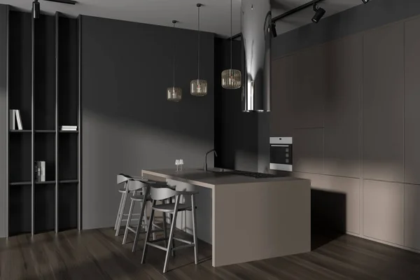 Interior Cozinha Escura Com Bar Ilha Cadeiras Chão Madeira Vista — Fotografia de Stock