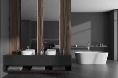 Karanlık banyonun iç tarafında iki ayna, küvet, lavabo, gri duvarlar, musluğun altında havlu ve sıvı sabun bulunan raflar var. 3d oluşturma