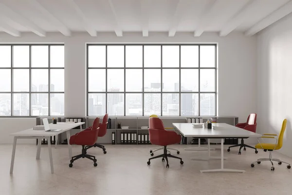 Interno Elegante Ufficio Coworking Con Pareti Bianche Pavimento Cemento Grandi — Foto Stock