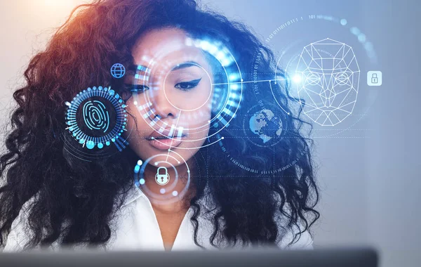 Svart Affärskvinna Som Arbetar Med Datorporträtt Digital Biometrisk Skanning Hologram — Stockfoto