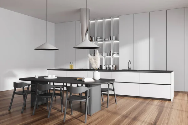 Witte Keuken Interieur Met Eettafel Stoelen Zijaanzicht Lange Bar Eiland — Stockfoto