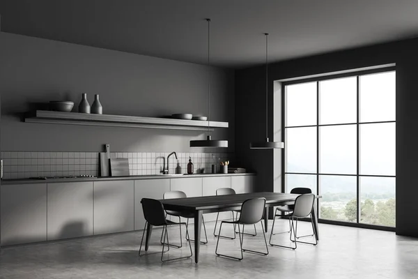 椅子やダイニングテーブル サイドビュー グレーのコンクリート床とダークキッチンのインテリア キッチンと装飾 パノラマの窓のあるスタイリッシュな調理エリア 3Dレンダリング — ストック写真