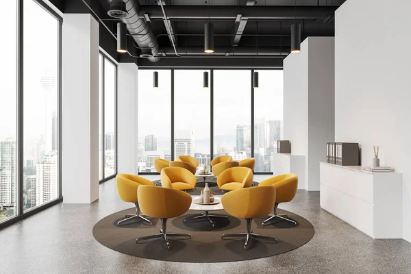 Interieur Eines Modernen Bürowarteraums Mit Weißen Wänden Betonboden Bequemen Gelben — Stockfoto