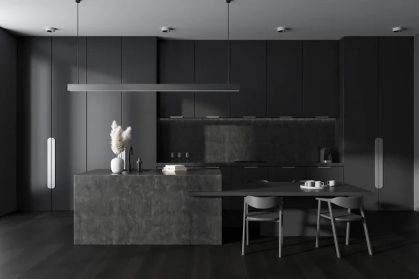 Dunkle Kücheneinrichtung Mit Barinsel Und Esstisch Hartholzboden Moderne Geräte Und — Stockfoto