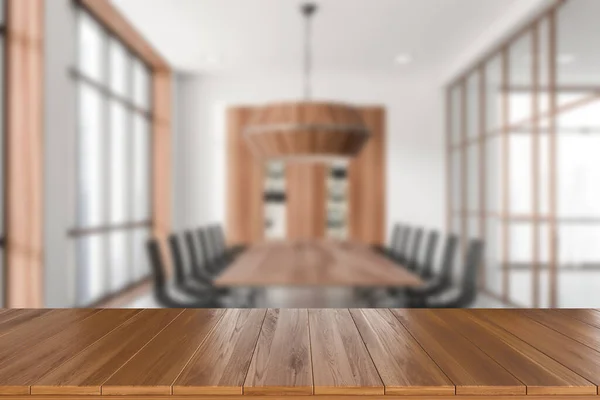 Interieur Des Konferenzraums Holztisch Auf Dem Hintergrund Eines Verschwommenen Büroraums — Stockfoto