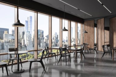 Gri ve ahşap duvarları, fayanslı zemini, panoramik pencereleri ve sandalyeli yuvarlak ve dikdörtgen gri masaları olan şık ofis kantininin içi. 3d oluşturma