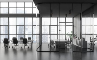 Koltuklar ve pano, çalışma alanı ve gri beton zeminde cam bölmesi olan karanlık bir konferans. Gökdelenlerde panoramik pencereli bir çatı katı. 3B görüntüleme