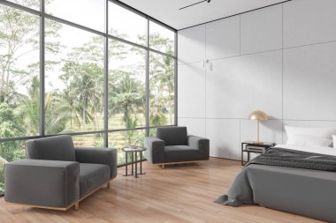 Beyaz otel odasının iç yatağı ve iki koltuk, ahşap döşeme üzerinde yan görüş. Komodinli ve tropiklerde panoramik pencereli şık bir uyku köşesi. 3B görüntüleme