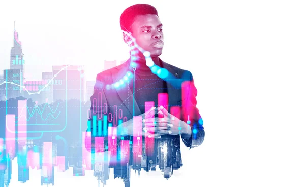 Retrato Empresário Preto Sério Com Diagramas Forex Coloridos Análise Dados — Fotografia de Stock