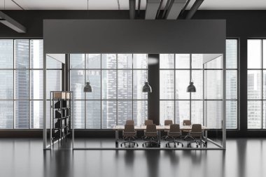 Gri duvarları, beton zemini ve cam duvarları olan rahat toplantı odası ve sandalyeli uzun konferans masası olan modern endüstriyel ofis salonu. 3d oluşturma