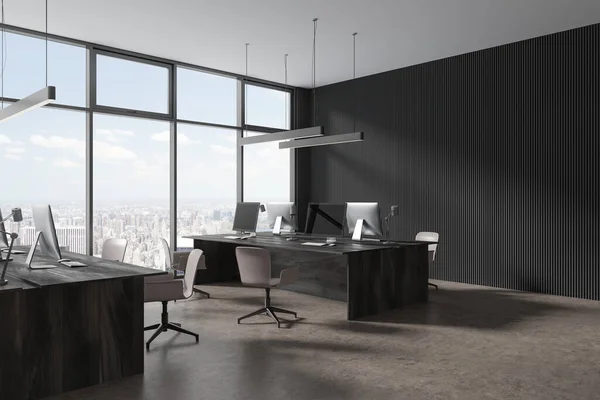 Modernes Arbeitsplatzinterieur Mit Schreibtisch Auf Tisch Sesseln Auf Grauem Betonboden — Stockfoto