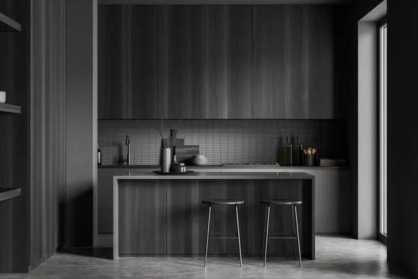 黑暗的厨房内部 有酒吧岛和灰色混凝土地板椅子 厨房器皿在甲板上 烹饪区与全景窗 3D渲染 — 图库照片