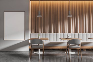 Lokantanın içinde sandalyeler, masa ve gri beton zemin var. Duvar boyunca bej perdeli kanepe, minimalist yeme alanı ve sahte tuval posteri. 3B görüntüleme