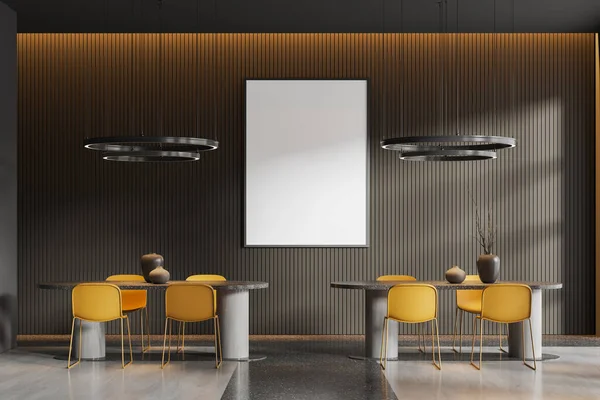灰色の壁 石の床 黄色い椅子が付いている長い楕円形のテーブルが付いているスタイリッシュなレストランの内部はポスター フレームをモックします 3Dレンダリング — ストック写真