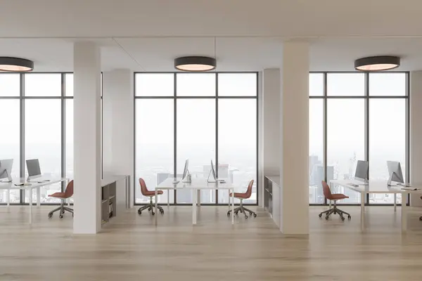 Interior Moderna Oficina Espacio Abierto Con Paredes Blancas Suelo Madera — Foto de Stock