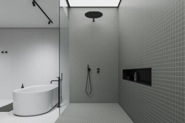 Modern banyo, beyaz ve açık gri fayanslı duvarlar, beton zemin, rahat beyaz küvet ve cam duvarla dolu sıcak bir duşta yürüyüş. 3d oluşturma