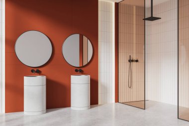 Lüks ev banyosu, çift lavabo, cam duş, yan manzara, beyaz granit zemin. Turuncu ve bej kaplama, yuvarlak aynalı banyo köşesi. 3B görüntüleme