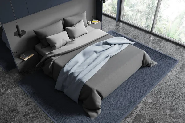 Otelin Yatak Odası Manzarası Yatak Odası Gri Çarşaflar Granit Zeminde — Stok fotoğraf