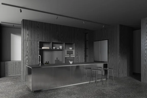 黑暗的家庭厨房内部与金属酒吧岛 侧视图下沉和烤箱 有厨房用具的黑色木柜 有冰箱的烹饪角落 3D渲染 — 图库照片