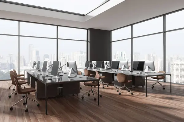 Interior Negócios Branco Com Assentos Desktop Vista Lateral Mesa Compartilhada — Fotografia de Stock