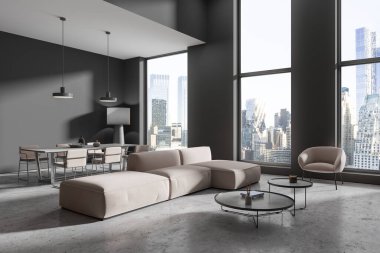 Oturma odasının içinde yemek masası ve sandalyeler yan görüş bej kanepe koltuk ve sehpa var. New York gökdelenlerinin panoramik penceresi. 3B görüntüleme