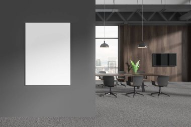 Karanlık iş toplantı odasının içinde yönetim kurulu, sandalyeler ve televizyon ekranı var. Kuala Lumpur 'da panoramik pencereli konferans işyeri. Bölümdeki tuval posterini taklit et. 3B görüntüleme