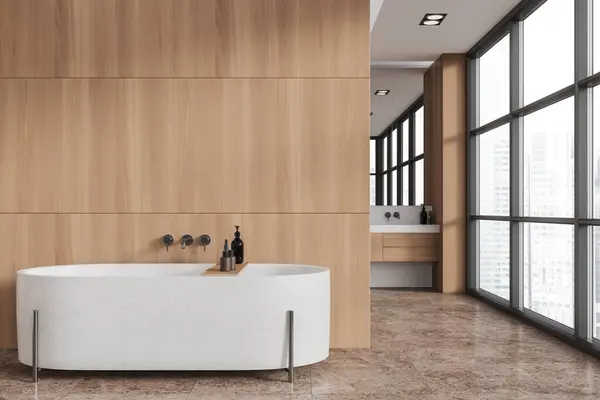 Interieur Eines Modernen Badezimmers Mit Weißen Und Hölzernen Wänden Gefliestem — Stockfoto