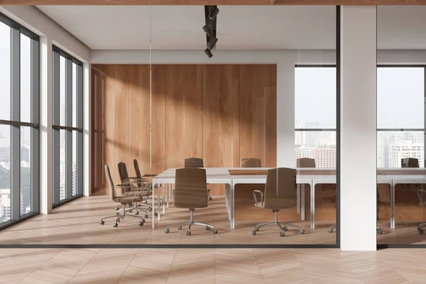 Modernes Konferenzinterieur Aus Glas Mit Stühlen Und Brett Hartholzboden Minimalistische — Stockfoto