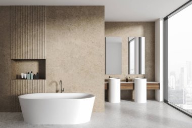 Lüks ev banyosu içinde küvet ve aksesuarlı raf, aynalı çift lavabo ve Singapur gökdelenlerinin panoramik penceresinin yanındaki gösteriş. 3B görüntüleme