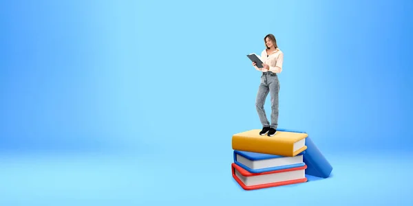 Smiling Woman Reading Paper Document Standing Stack Cartoon Books Copy — Stock Photo, Image