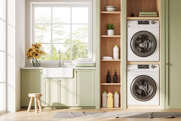 Grüne Waschküche Innen Waschbecken Mit Waschmaschinen Schrank Und Regal Mit — Stockfoto