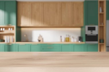 Ahşap masayı ev mutfağının bulanık arka planına, mutfak gereçleri, lavabo ve sobası olan klasik lüks yemek dolabına kurun. Ürün gösterimi için kopyalama alanı oluşturun. 3B görüntüleme