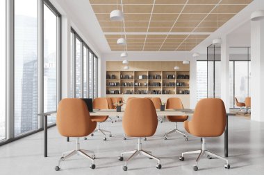 Masasında ve rafında dizüstü bilgisayarı olan modern endüstriyel ofis içi, hafif beton zemin. Singapur gökdelenlerinde panoramik pencereli şık bir iş yeri. 3B görüntüleme