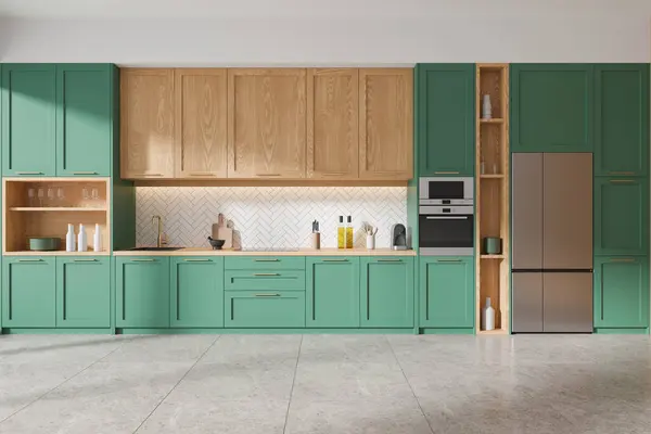 Interieur Der Stilvollen Küche Mit Weißen Wänden Gefliestem Boden Holzschränken — Stockfoto